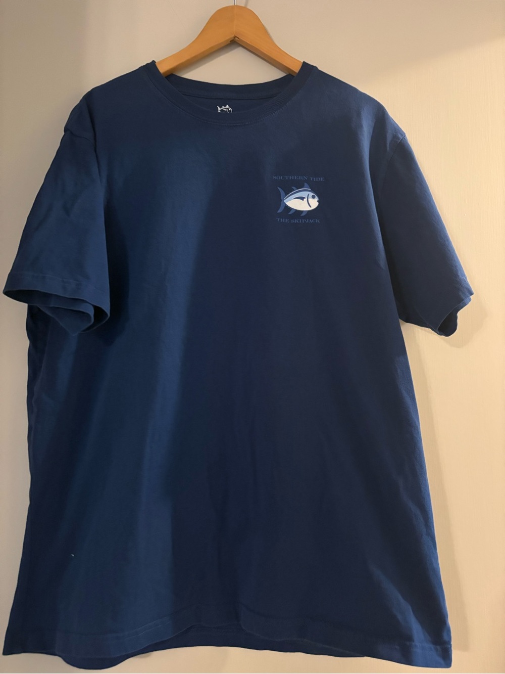 Southern Tide Navy Short-Sleeve Crewneck with Fish Graphic